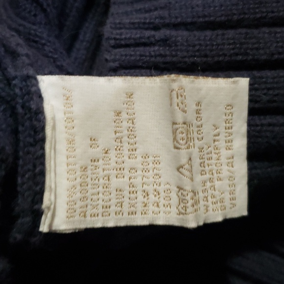 Tommy Hilfiger Long Sleeve Knit Blue. Size M. - Picture 4 of 8